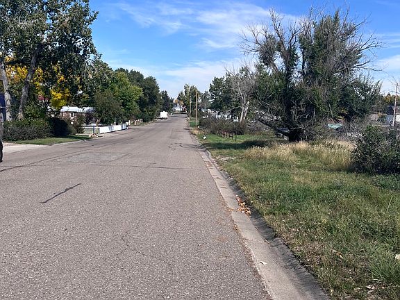 5th image of 822 Ash Ave