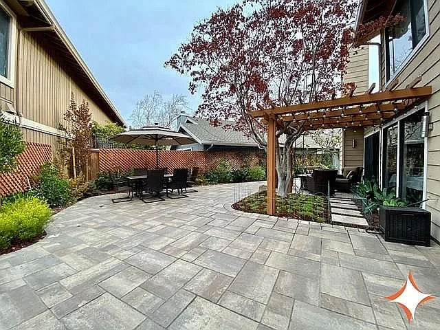 4 bed, 2774 sqft, $6,500 — Photo 4