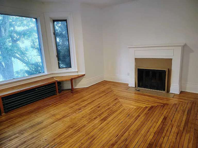 301 Wilbrod St — Photo 5