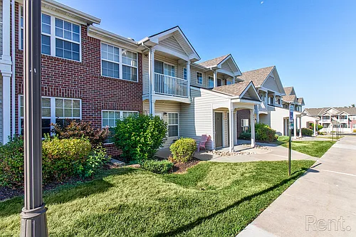 IRVINGTON HEIGHTS I Photo 1