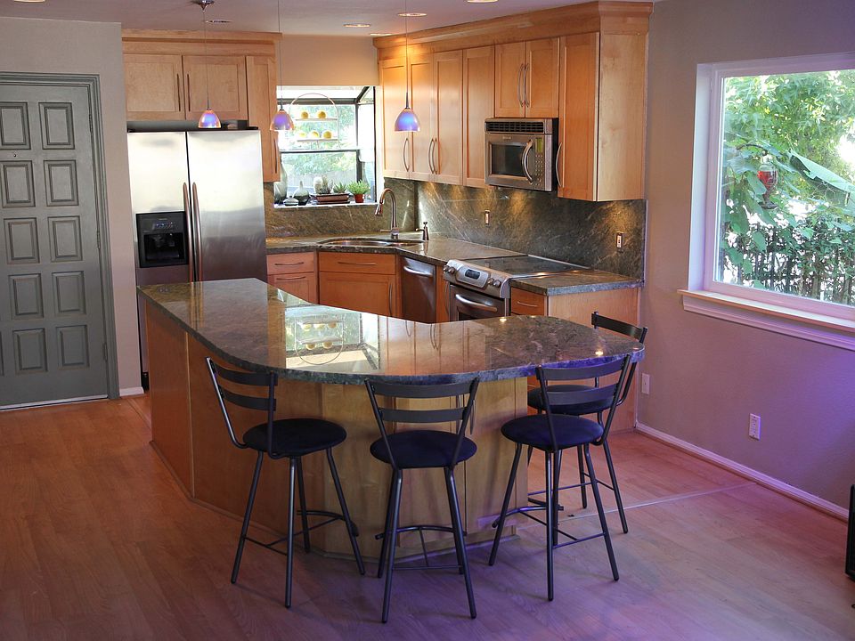 1st image of 1996 Diamond St Unit 5