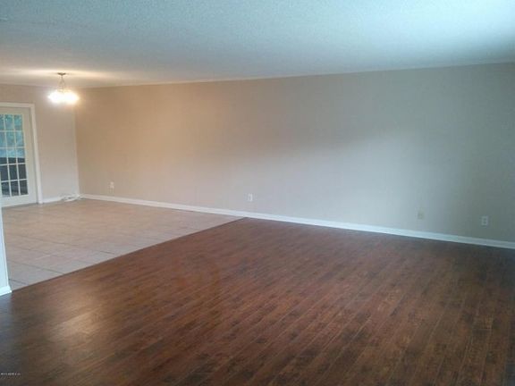 3rd image of 695 A1a N Unit 8