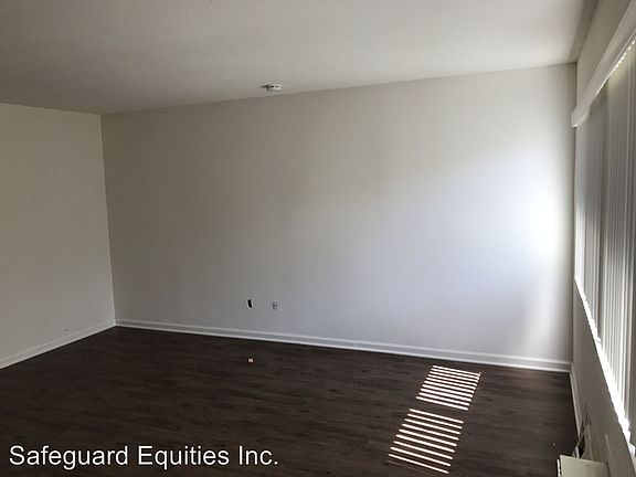 2nd image of 9629 Belmont St APT 4