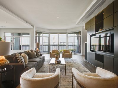 285 S Plaza Ct Penthouse 10, Mount Pleasant, SC, 29464