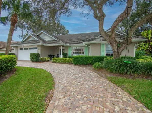 1285 Admirals Walk, Vero Beach, FL 32963