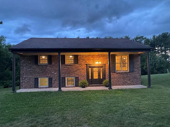 2nd image of 322 Rolling Hills Cir