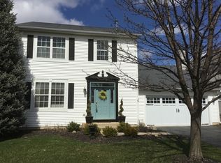 3220 Pleasant Plains Dr, St Charles, IL 60175