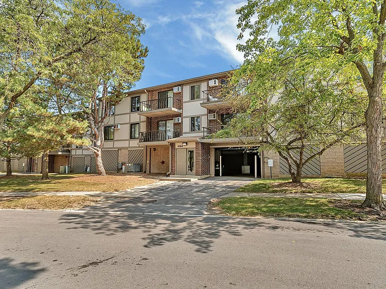 Quail Ridge Apartments — Photo 5