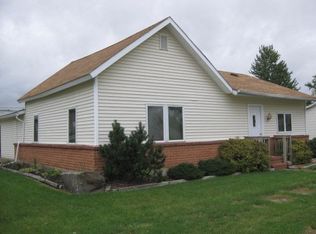 69 W Washington St, Poneto, IN 46781