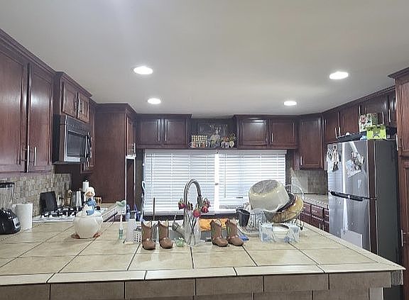 5th image of 1007 W Prince Rd Unit 60