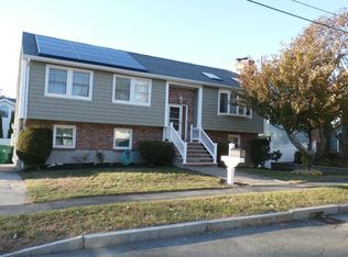 4 Tamar Dr, Medford, MA 02155