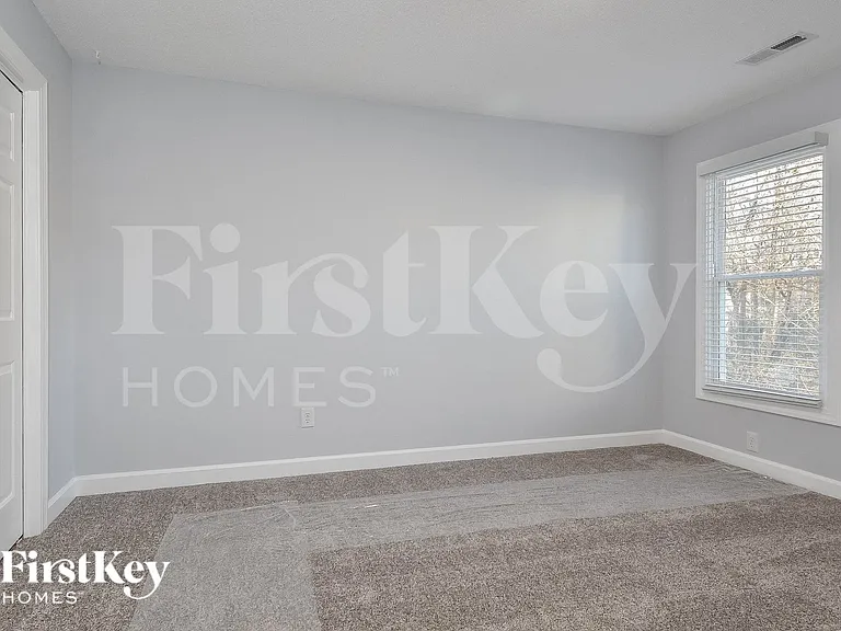 5620 Poplar Hill Ct — Photo 11