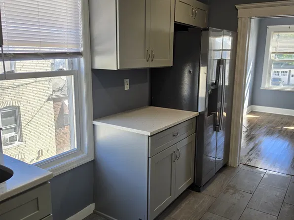15 Lowell St #2, Carteret, NJ 07008