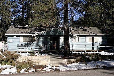 1st image of 599 Crestwood Dr