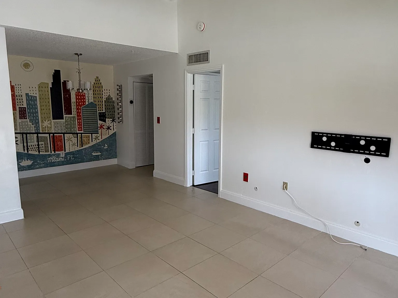 1 bed, 689 sqft, $1,850 — Photo 4