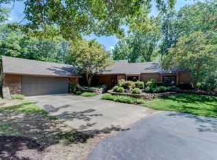 4732 E Royal Dr, Springfield, MO 65809