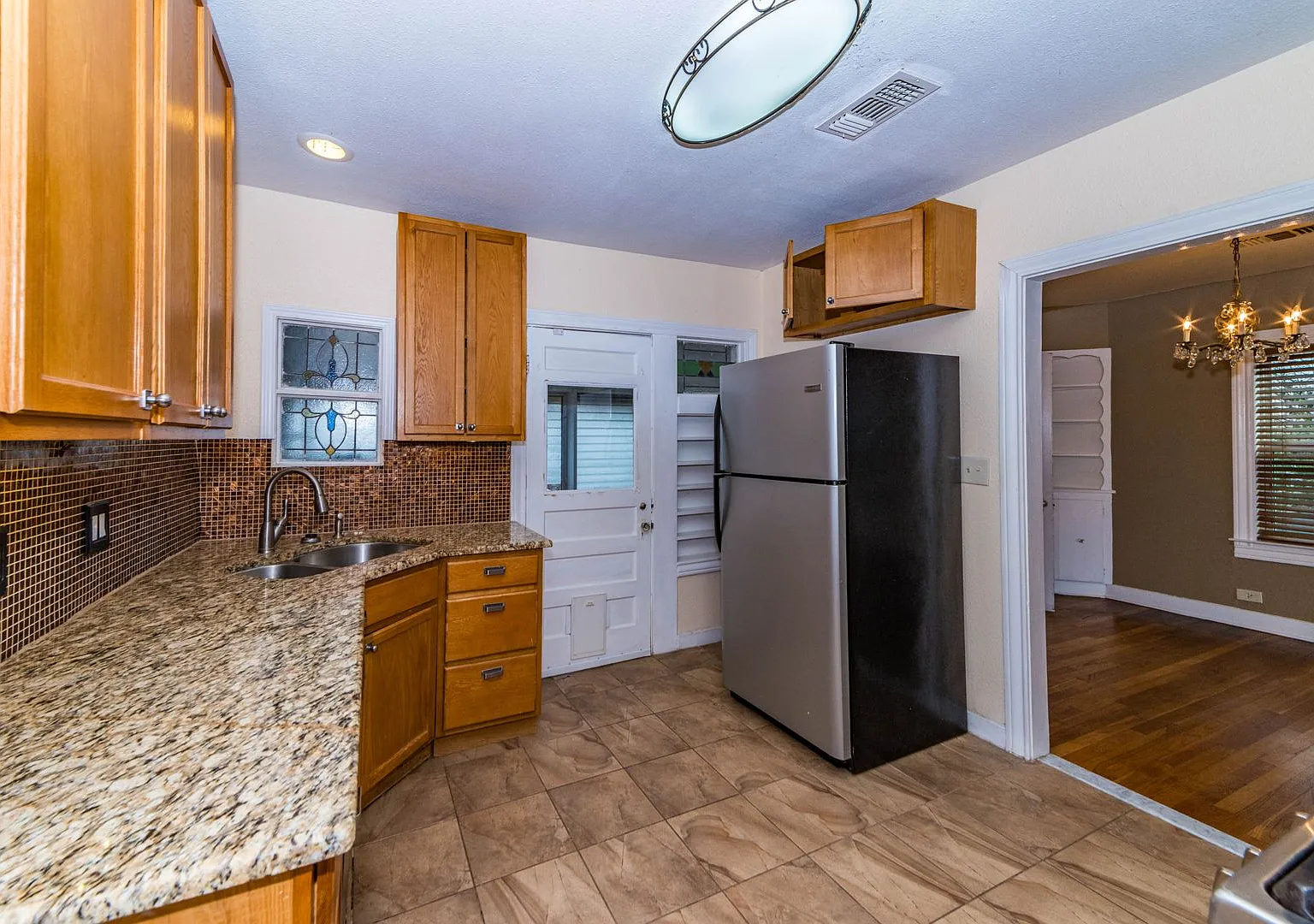 2-Bedroom Monticello Park Duplex - Upstairs Unit — Photo 1