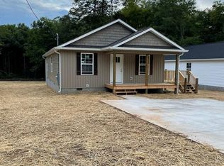 109 Murphy Dr, Tunnel Hill, GA 30755