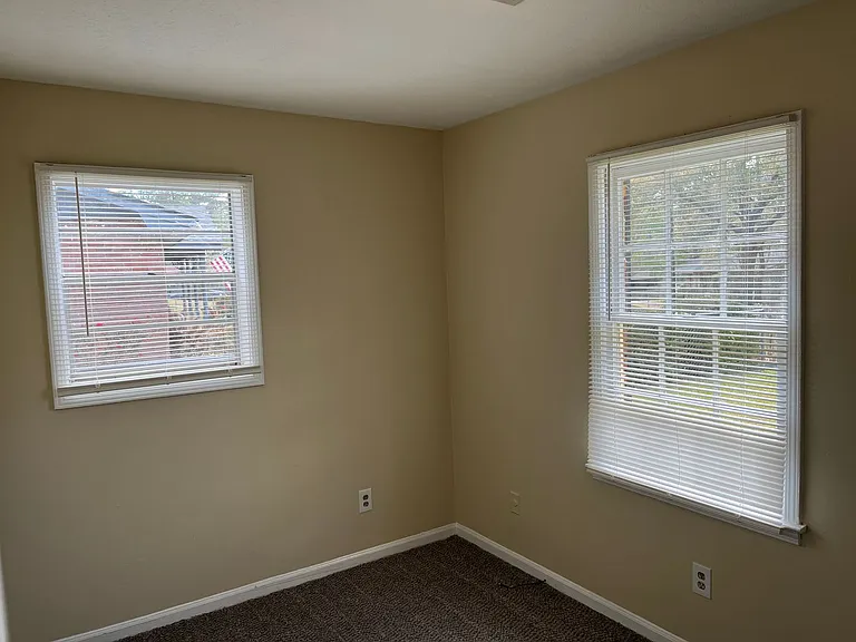 9 W Park Ct — Photo 20