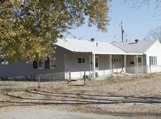 910 Derrer Rd, Columbus, OH 43204