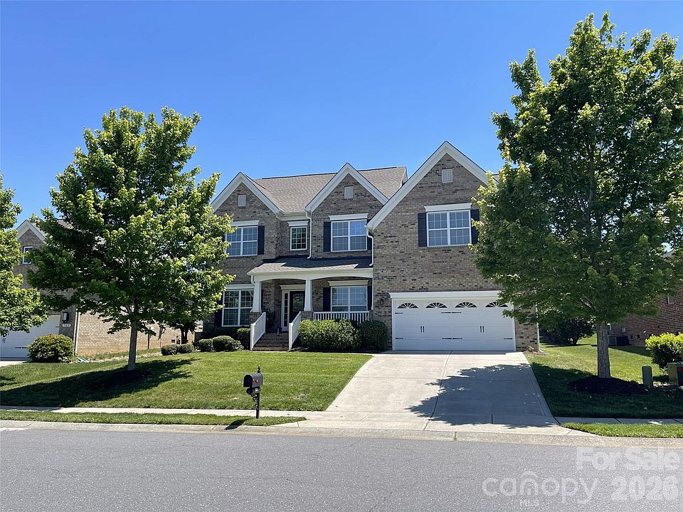 1st image of 707 Five Leaf Ln