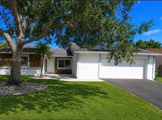 Homestead Lakes Tennessee, Homestead, FL 33035