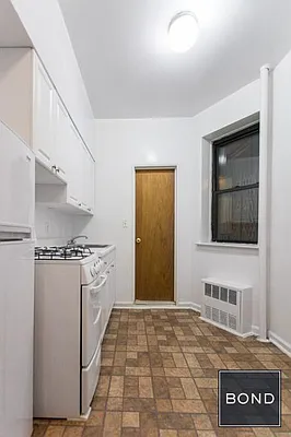 Rented by Bond New York | media 3