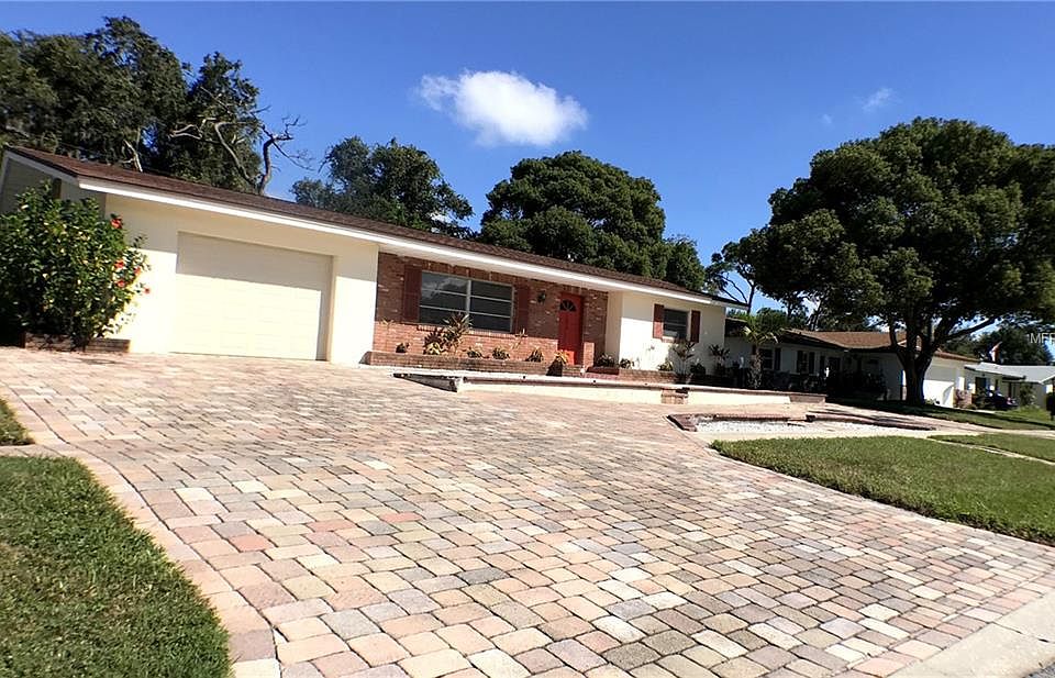 1st image of 1678 Suffolk Dr