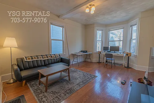 22 Suffolk St #1 Photo 1