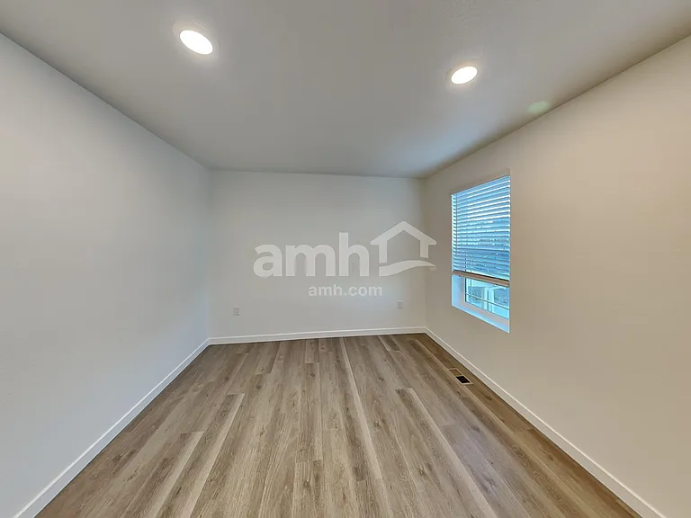 26132 E Calhoun Cir — Photo 18