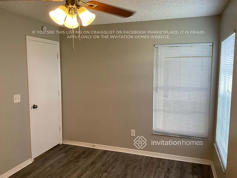 826 Walsingham Way — Photo 13