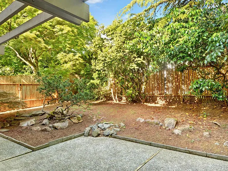 132 108th Ave SE — Photo 7