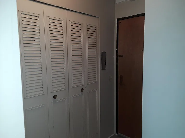 555 E William St #6B — Photo 4