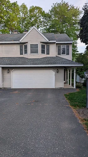 59 Longwood Dr Photo 1