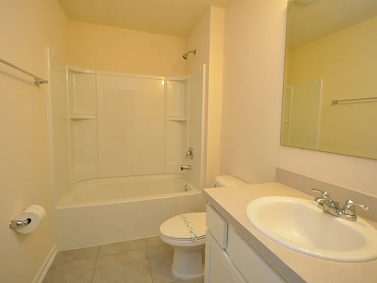 80 Oakleaf Way — Photo 36