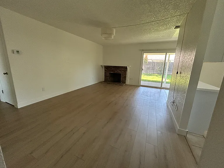 2521 Pescadero Pl — Photo 2