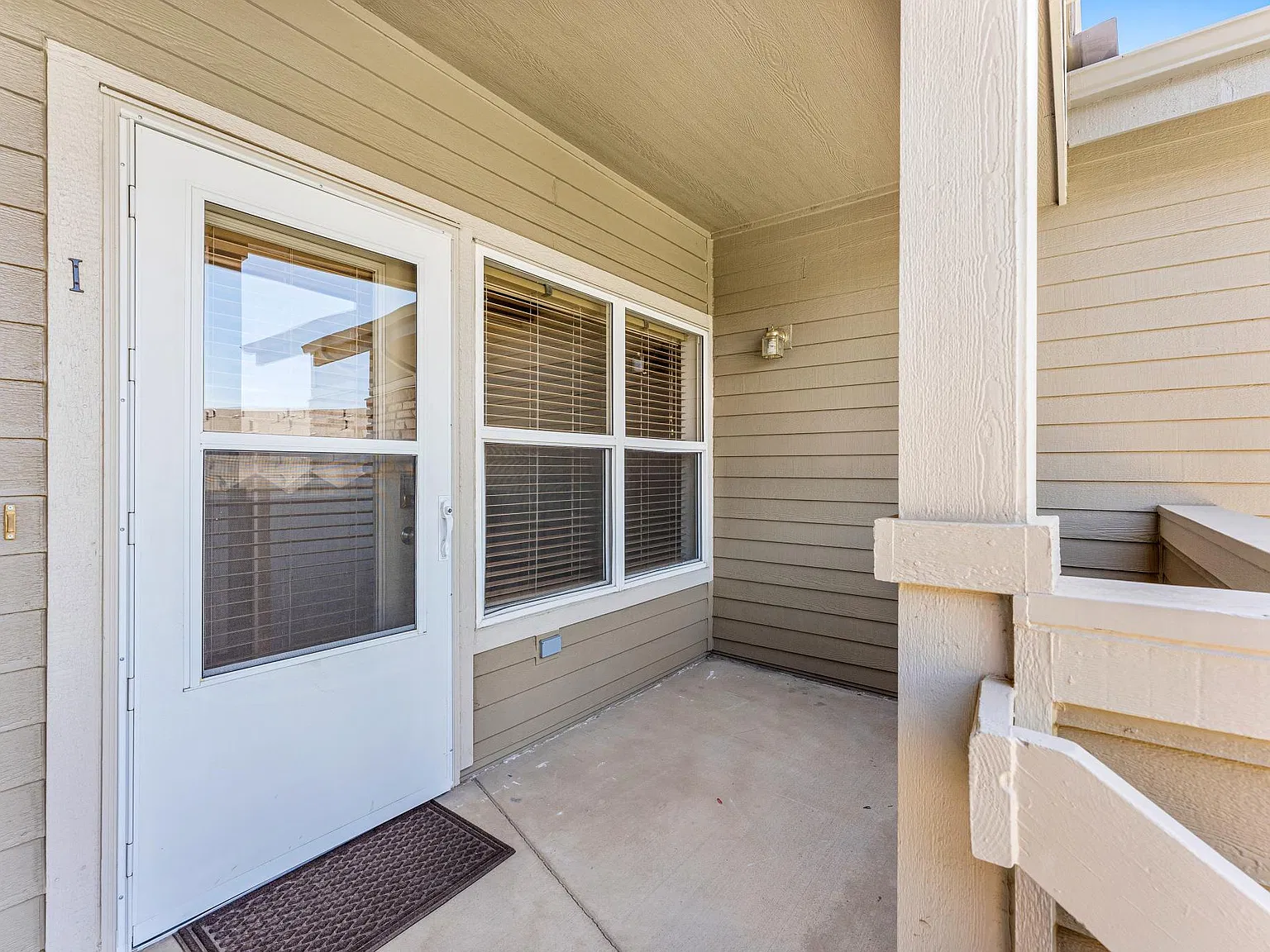 3233 S Zeno Ct — Photo 3