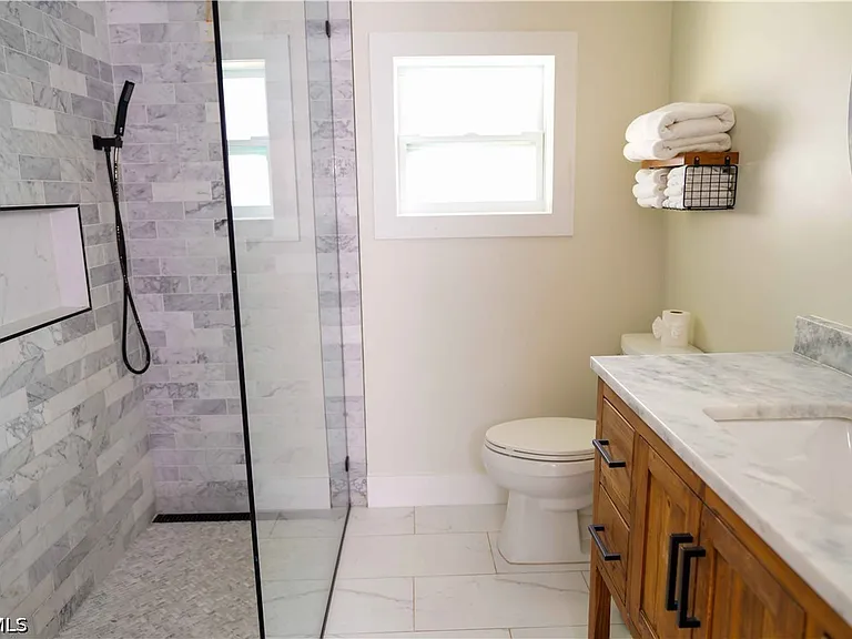 4842 Triton Ct W — Photo 14