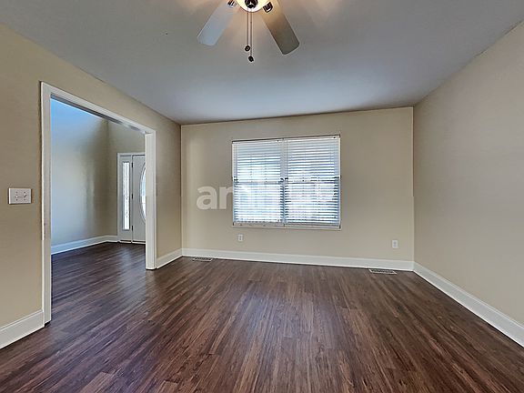 5th image of 5826 Matalin Ln