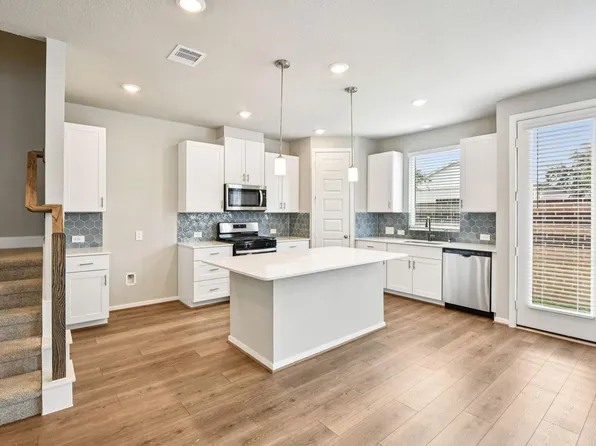 3215 Millwork St, Houston, TX 77080
