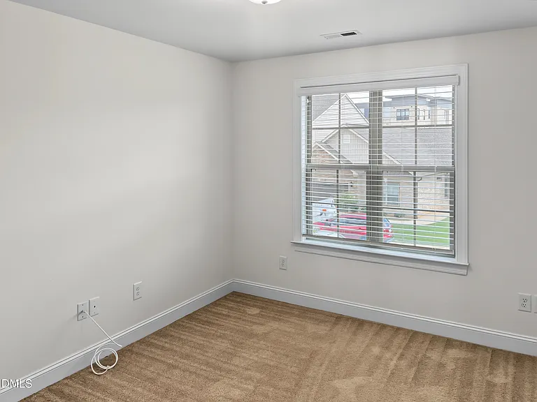 1018 Bonanza Ln — Photo 17