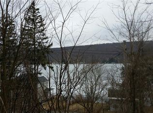 170 E Lake Rd, De Ruyter, NY 13052