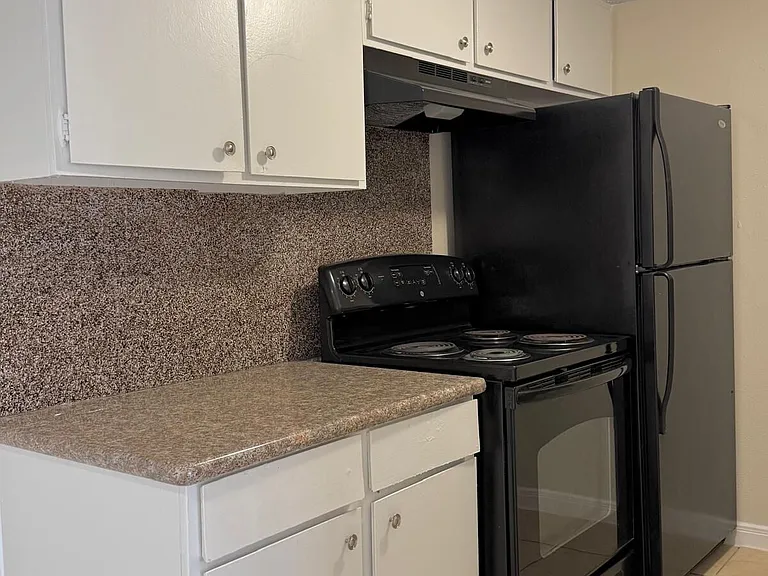 Southern Oaks Apartments — Photo 66
