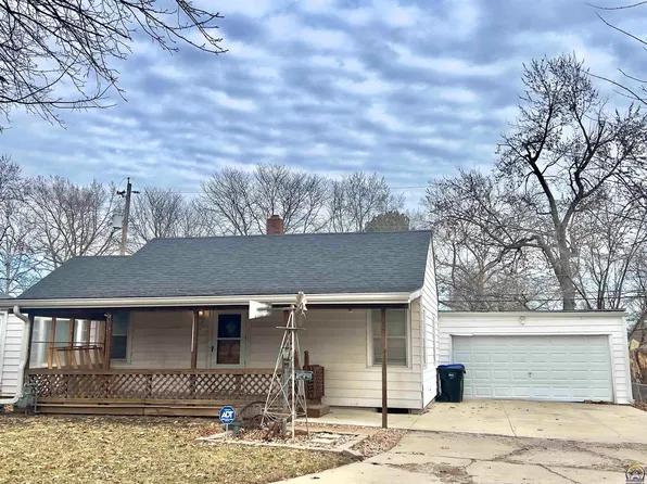 614 SW Webster Ave, Topeka, KS 66606