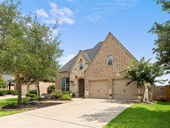 2nd image of 29415 Wood Lily Dr