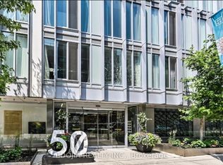 50 McCaul St #1013, Toronto, ON M5T 0B6