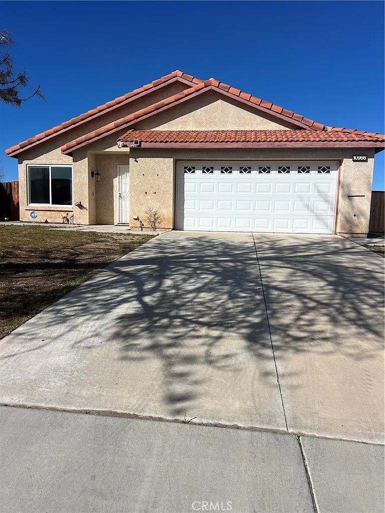 3 bed, 1516 sqft, $2,400 — Photo 2