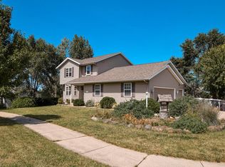 1240 W Blooming Field Dr, Whitewater, WI 53190