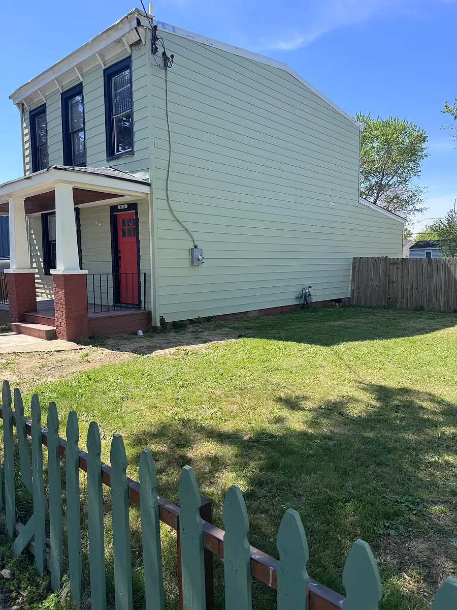 Building Photo - 1810 N 30th St