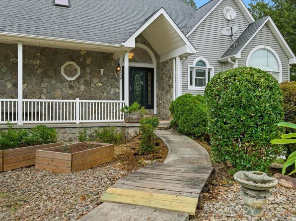 240 Petty Rd, Gastonia, NC 28056